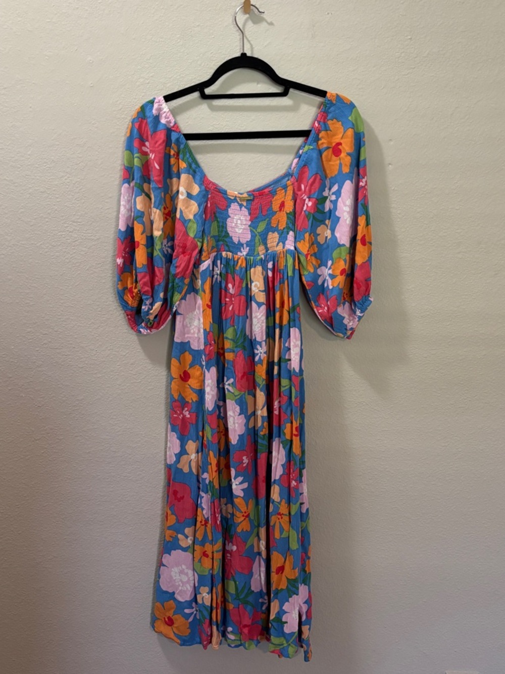 Billabong Floral Smocked Puff Sleeve Boho Midi Dress Size Small - Picture 2 of 5